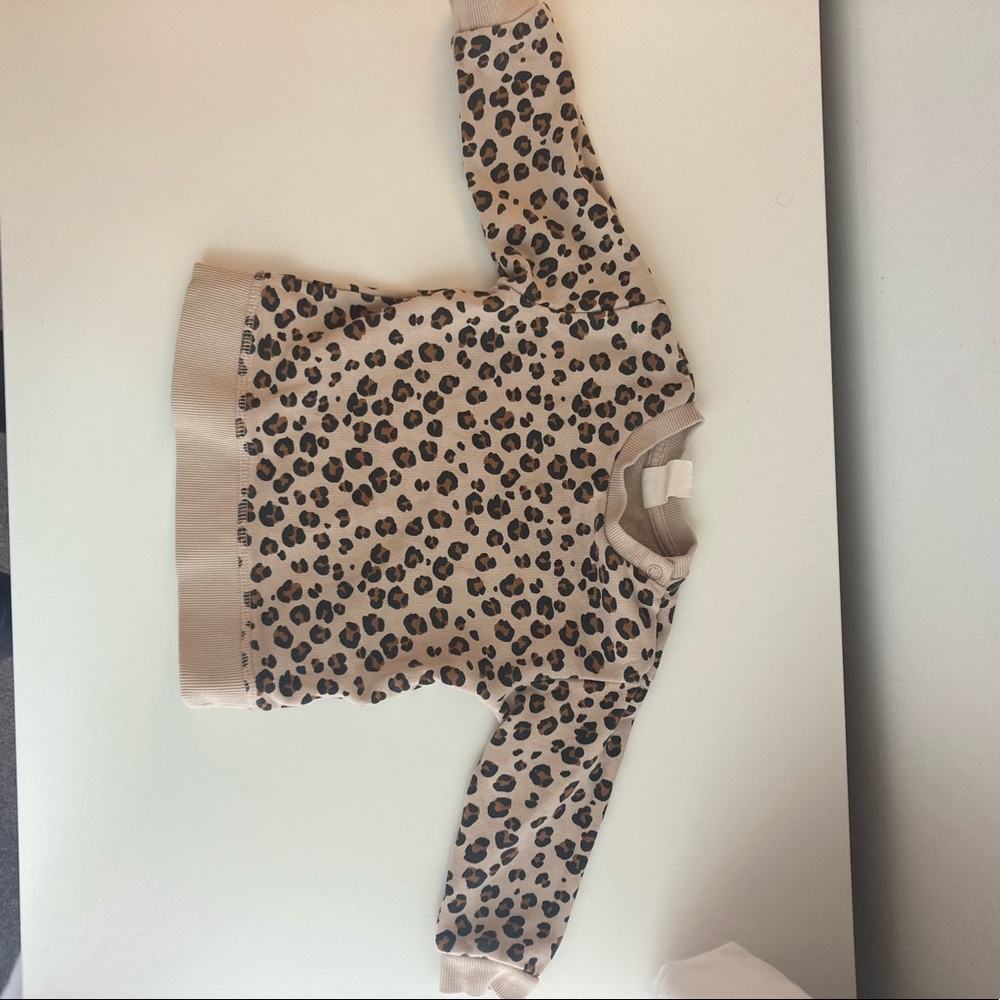 H&M cheetah print sweater